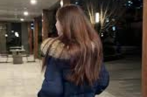 从央视一姐到车展透明人 杨澜30年的体面终究被撕碎了